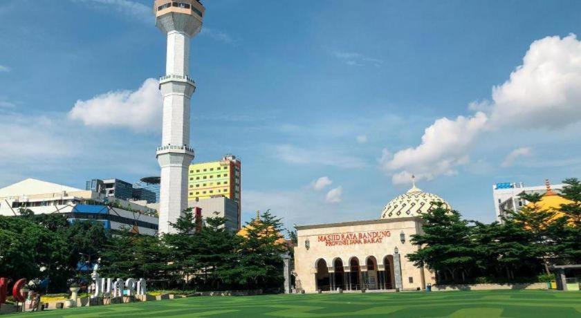 Hotel Nyland Pasteur Bandung Exteriér fotografie